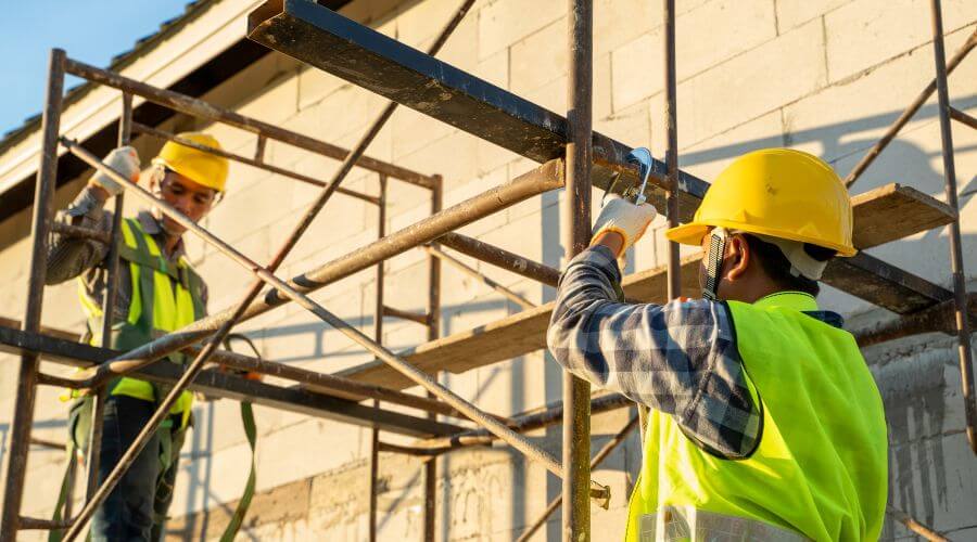Professional gutter cleaning in Upatoi, GA